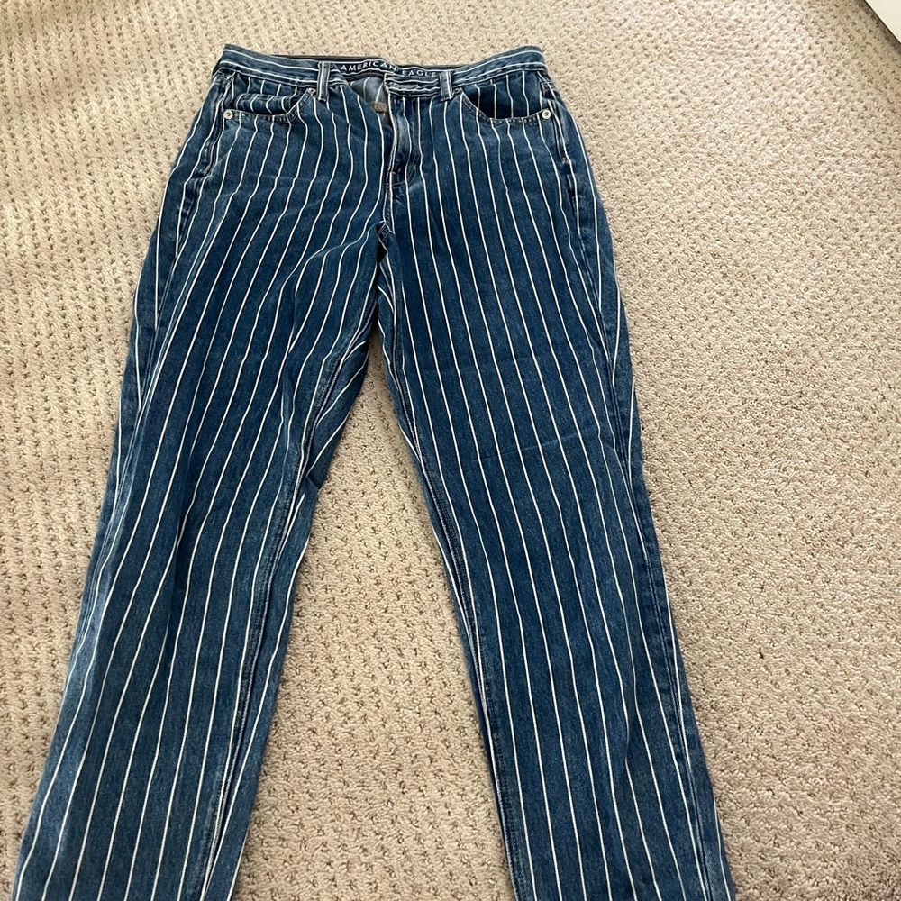 American Eagle white striped jean